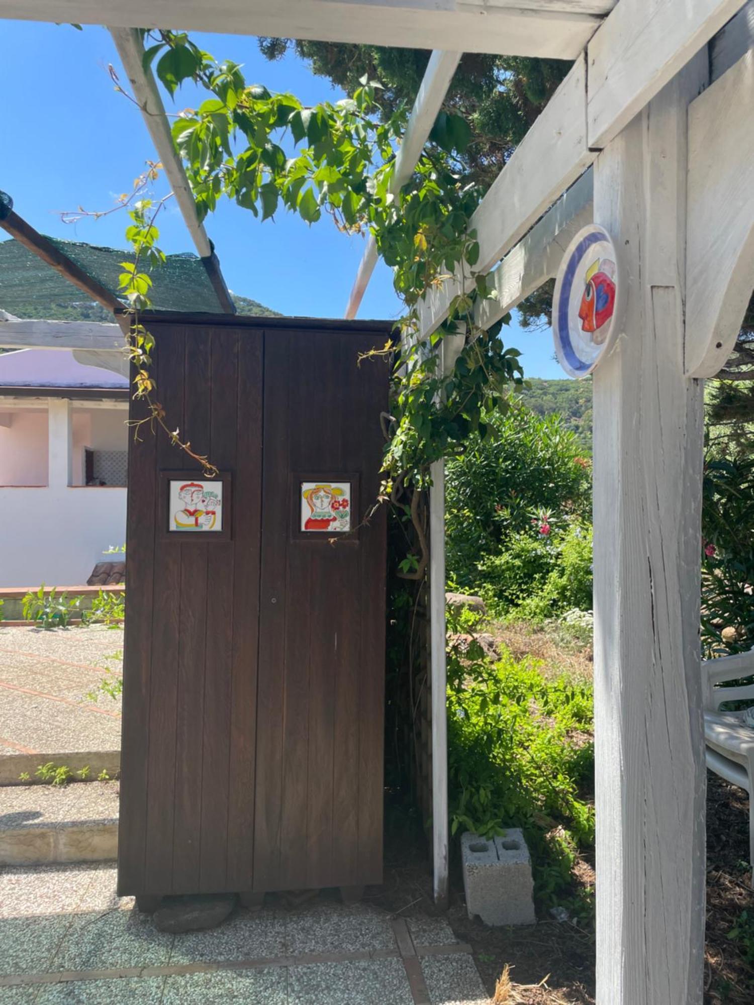 Villa Paso Isola di Ustica Esterno foto